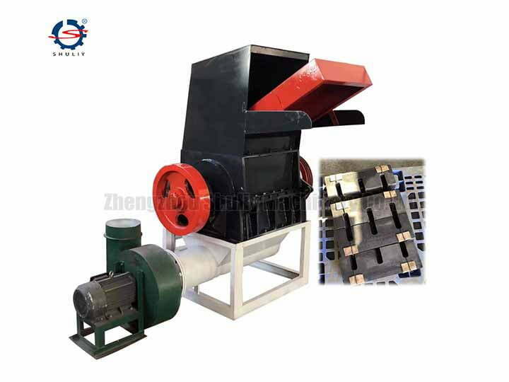 Plastic bottle crusher for recycling