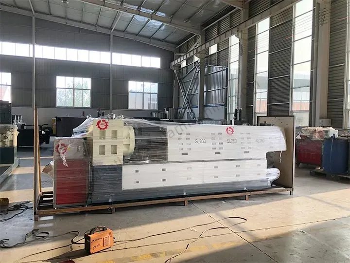 Shipping preparation for plastic granulation line