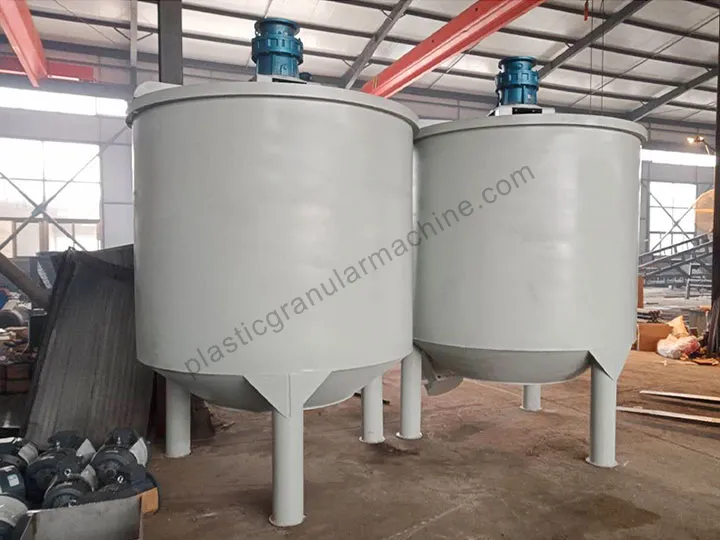 Plastic hot washing tank